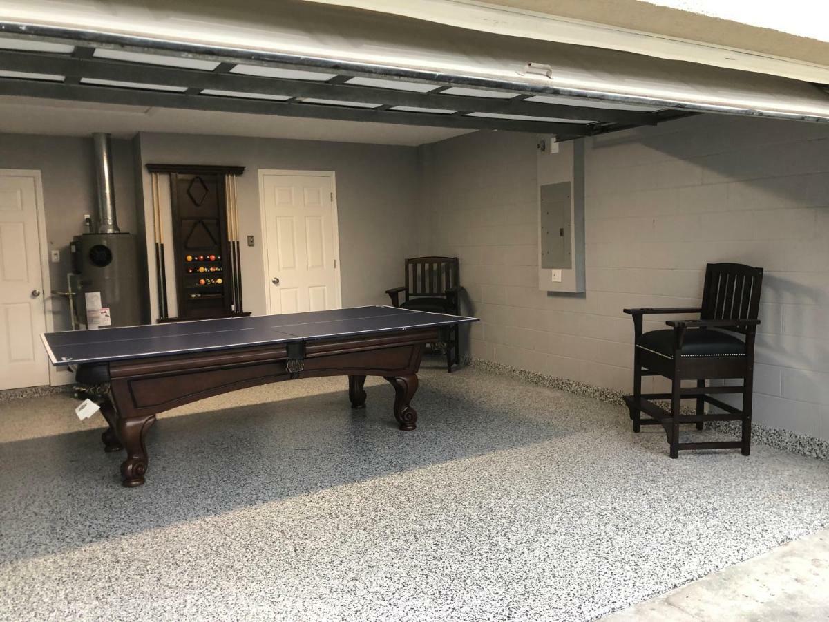 Mickeys Landing - Luxury Family 4br - 2 Master Pool Hot Tub Bbq Game Rm 5min Ferienhaus Orlando